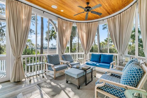 Single Family Residence in Kiawah Island SC 212 Chinaberry Lane 21.jpg