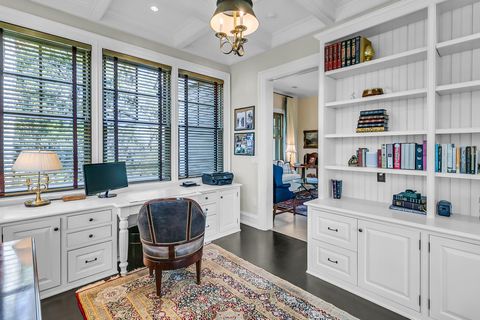 Single Family Residence in Kiawah Island SC 212 Chinaberry Lane 18.jpg