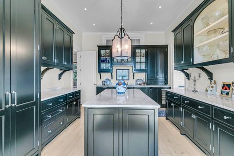 Single Family Residence in Kiawah Island SC 212 Chinaberry Lane 22.jpg