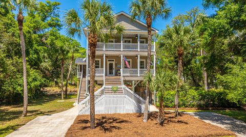 Single Family Residence in Edisto Beach SC 607 Jungle Road.jpg