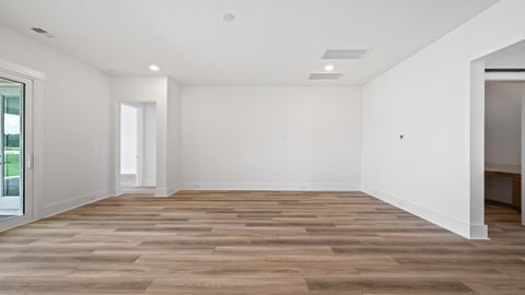 Single Family Residence in Summerville SC 160 Summerwind Drive.jpg