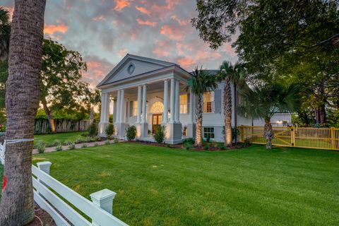 Single Family Residence in Sullivans Island SC 1714 Middle Street 103.jpg