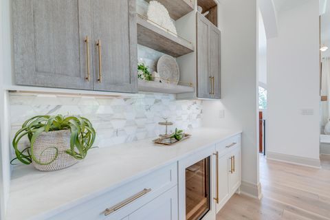 Single Family Residence in Sullivans Island SC 1714 Middle Street 17.jpg