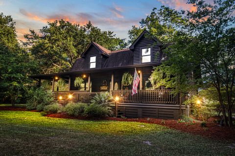 Single Family Residence in Cottageville SC 24678 Augusta Highway.jpg