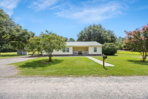 Single Family Residence in Bonneau SC 122 George Lane.jpg