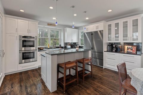 Single Family Residence in Kiawah Island SC 37 Marsh Edge Ln 17.jpg