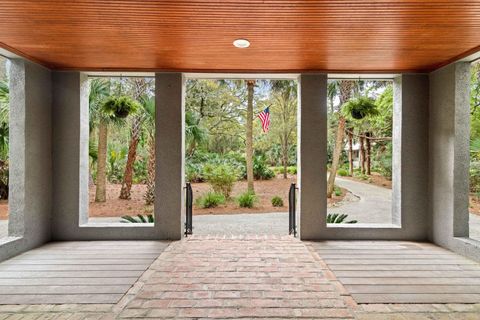 Single Family Residence in Kiawah Island SC 37 Marsh Edge Ln 41.jpg