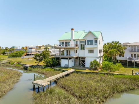 Single Family Residence in Folly Beach SC 1676 E Ashley Avenue.jpg