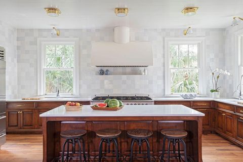 Single Family Residence in Sullivans Island SC 2407 Atlantic Avenue 29.jpg