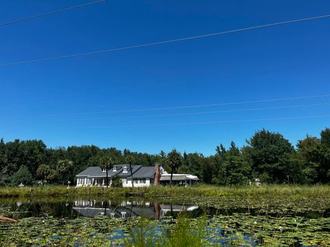 Single Family Residence in Barnwell SC 6900 278.jpg