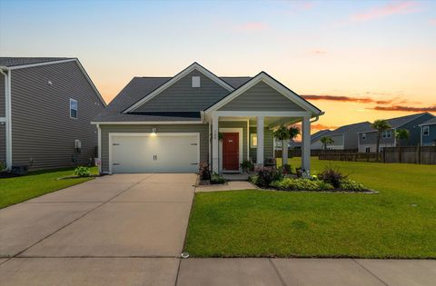 Single Family Residence in Summerville SC 160 Greenbelt Court.jpg