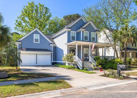 Single Family Residence in Mount Pleasant SC 700 Preservation Place.jpg