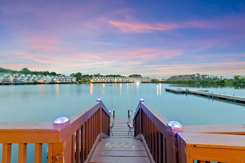 Townhouse in North Charleston SC 4765 Arco Lane.jpg