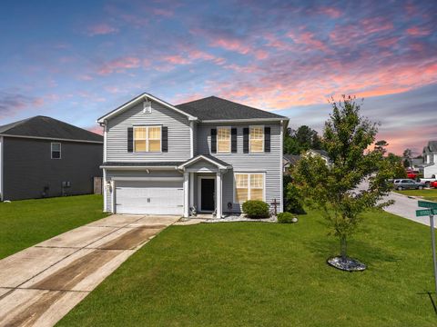 Single Family Residence in Summerville SC 301 Mondo Court.jpg
