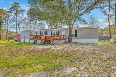 Manufactured Home in Cottageville SC 110 Whitetail Lane.jpg