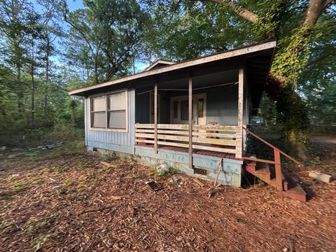 Single Family Residence in Ravenel SC 7112 Old Jacksonboro Road.jpg