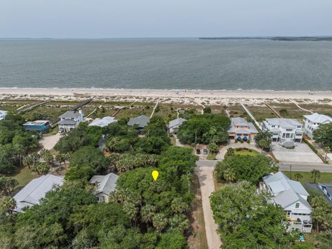  in Edisto Beach SC 3329 Palmetto Blvd.jpg