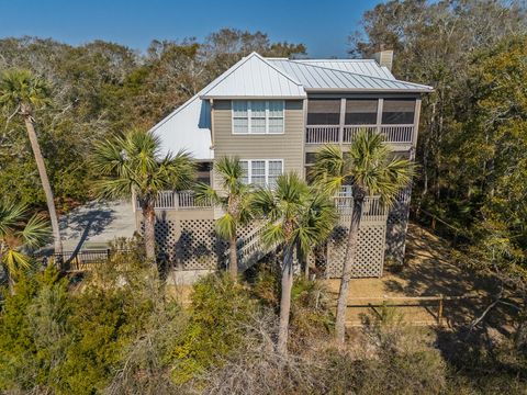 Single Family Residence in Edisto Beach SC 308 Jungle Road.jpg