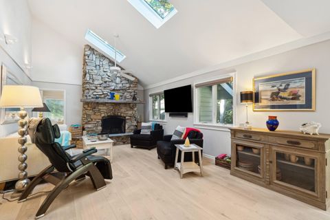 Single Family Residence in Kiawah Island SC 456 Vetch Court 10.jpg