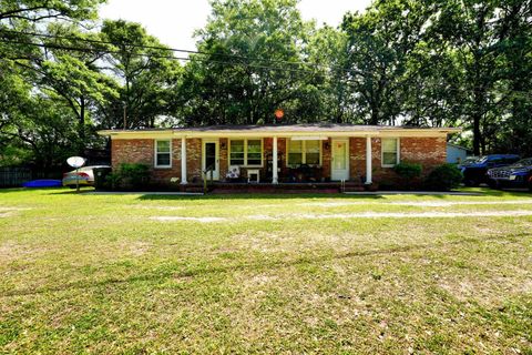 Duplex in Charleston SC 1746 E Avalon Circle.jpg