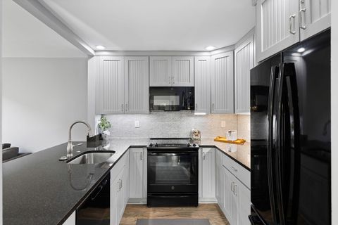 Condominium in Kiawah Island SC 4364 Sea Forest Drive 7.jpg