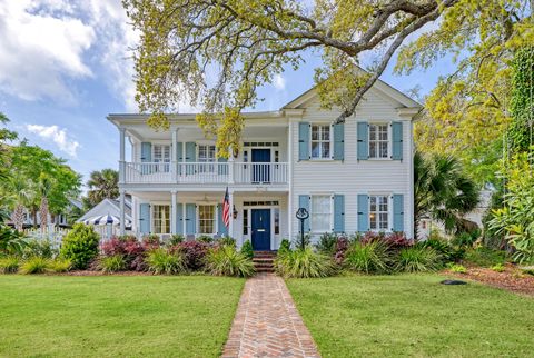 Single Family Residence in Mount Pleasant SC 304 Bank Street.jpg