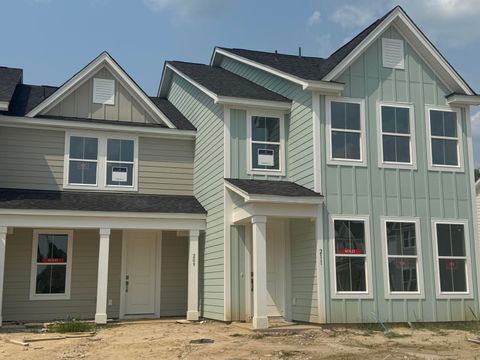 Townhouse in Moncks Corner SC 813 Alma Square Drive.jpg