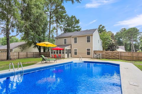 Single Family Residence in Goose Creek SC 104 Thousand Oaks Circle.jpg
