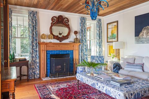 Single Family Residence in Sullivans Island SC 2114 Pettigrew Street 11.jpg