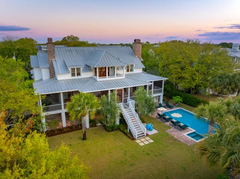 Single Family Residence in Sullivans Island SC 2114 Pettigrew Street 52.jpg