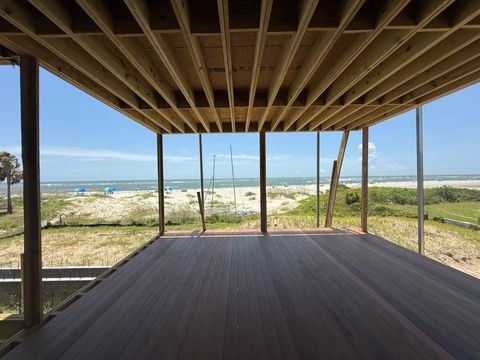 Single Family Residence in Sullivans Island SC 2879 Marshall Boulevard 9.jpg