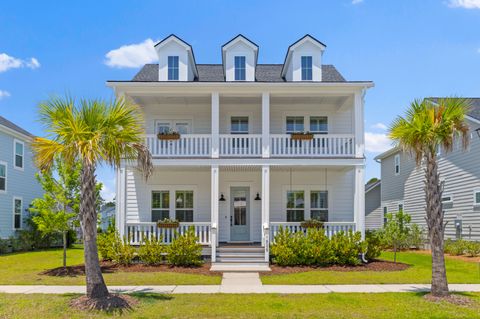 Single Family Residence in Mount Pleasant SC 1828 Agate Bay Drive.jpg