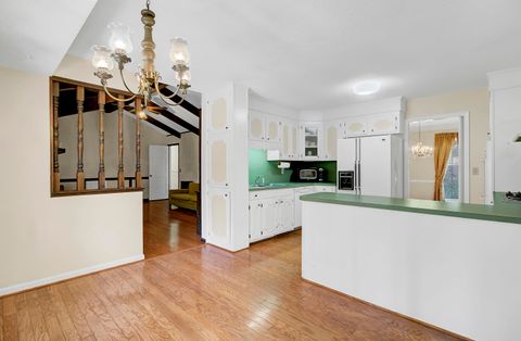 Single Family Residence in Summerville SC 109 Lakeview Drive 14.jpg
