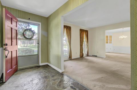 Single Family Residence in Summerville SC 109 Lakeview Drive 5.jpg
