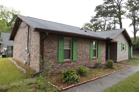 Single Family Residence in Mount Pleasant SC 814 Armsway Street.jpg