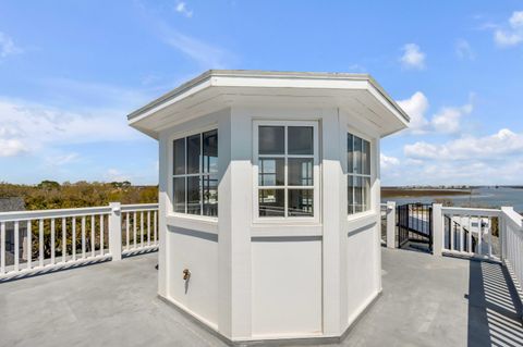 Single Family Residence in Sullivans Island SC 904 Middle Street 67.jpg