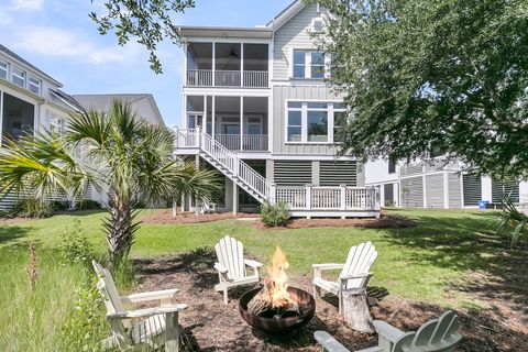Single Family Residence in Mount Pleasant SC 2072 Amenity Park Drive.jpg