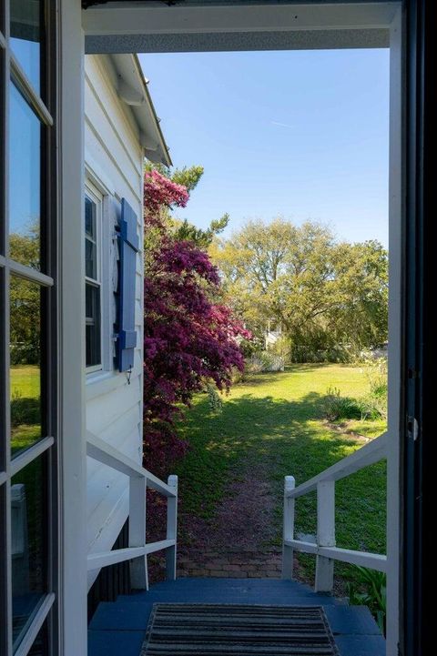 Single Family Residence in Sullivans Island SC 1808 Ion Avenue 7.jpg
