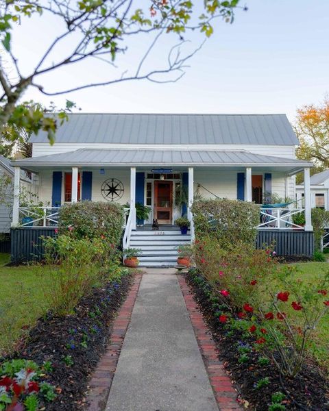 Single Family Residence in Sullivans Island SC 1808 Ion Avenue 35.jpg