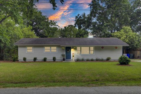 Single Family Residence in Charleston SC 1515 Mulberry Street.jpg