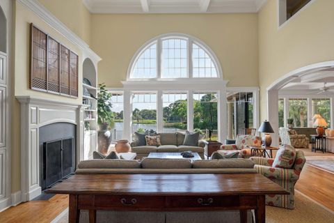 Single Family Residence in Kiawah Island SC 200 Belted Kingfisher Road 14.jpg
