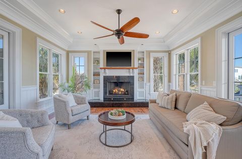 Single Family Residence in Sullivans Island SC 3030 Marshall Boulevard 4.jpg