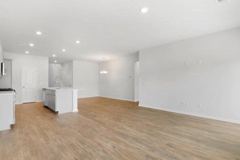 Single Family Residence in Summerville SC 107 Lefton Landing 3.jpg