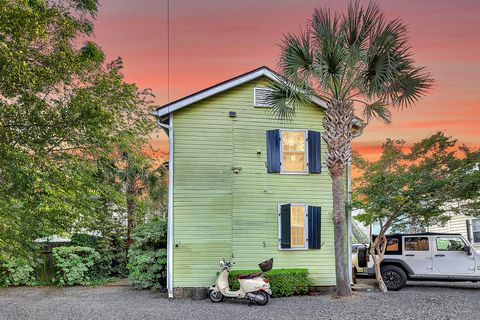 Condominium in Charleston SC 3.5 Kracke Street #C.jpg