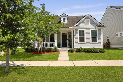 Single Family Residence in Charleston SC 1722 Winfield Way.jpg