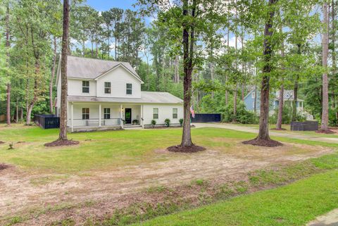 Single Family Residence in Ravenel SC 6190 Button Bush Drive.jpg