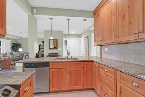 Condominium in Kiawah Island SC 4901 Green Dolphin Way 18.jpg