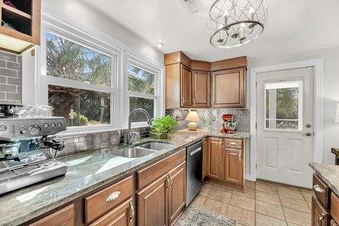 Single Family Residence in Sullivans Island SC 2530 Jasper Boulevard 21.jpg