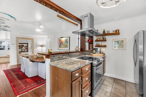 Single Family Residence in Sullivans Island SC 2530 Jasper Boulevard 19.jpg