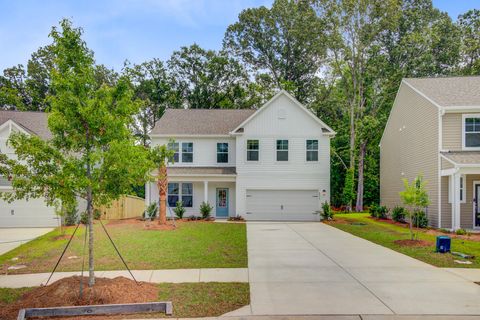 Single Family Residence in Hanahan SC 2018 Quiet Ibis Road.jpg